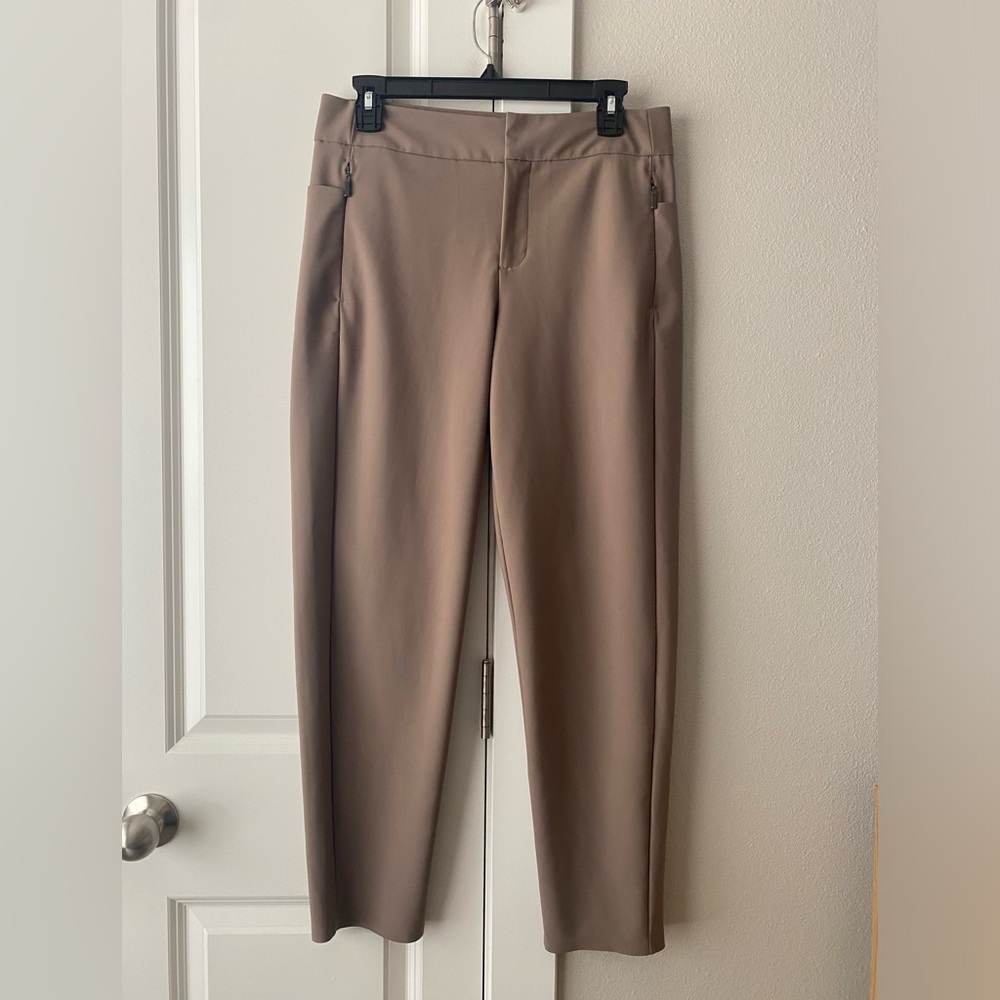 Women’s Athleta Stellar High Rise Trouser